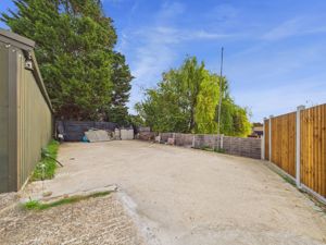 Photo 1- click for photo gallery